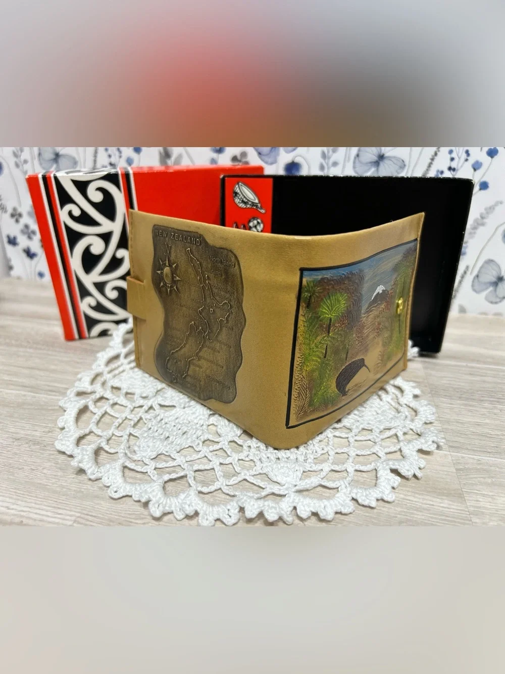 Vintage New Zealand Leather Kiwi Bird Wallet
